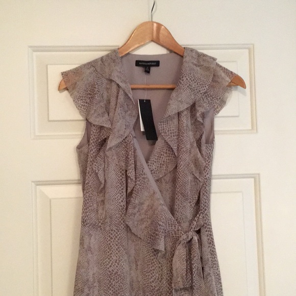 banana republic ruffle wrap dress